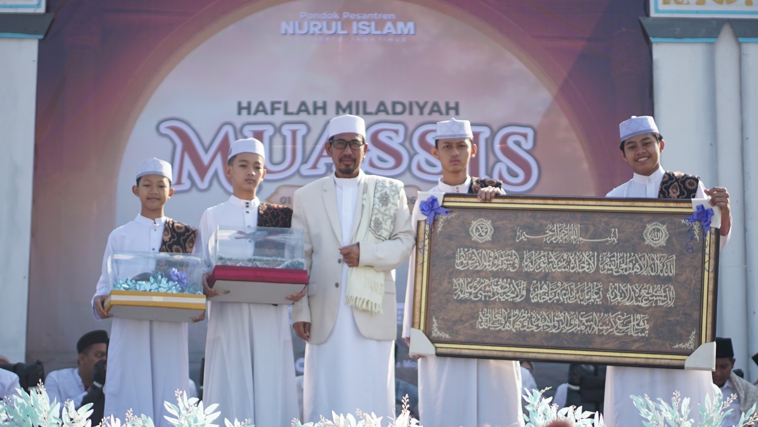 Haflah Miladiyah Muassis, Keluarga Besar Nurul Islam Bermunajat Sambut Santri Baru dan Teguhkan Komitmen Tingkatkan Mutu Pendidikan
