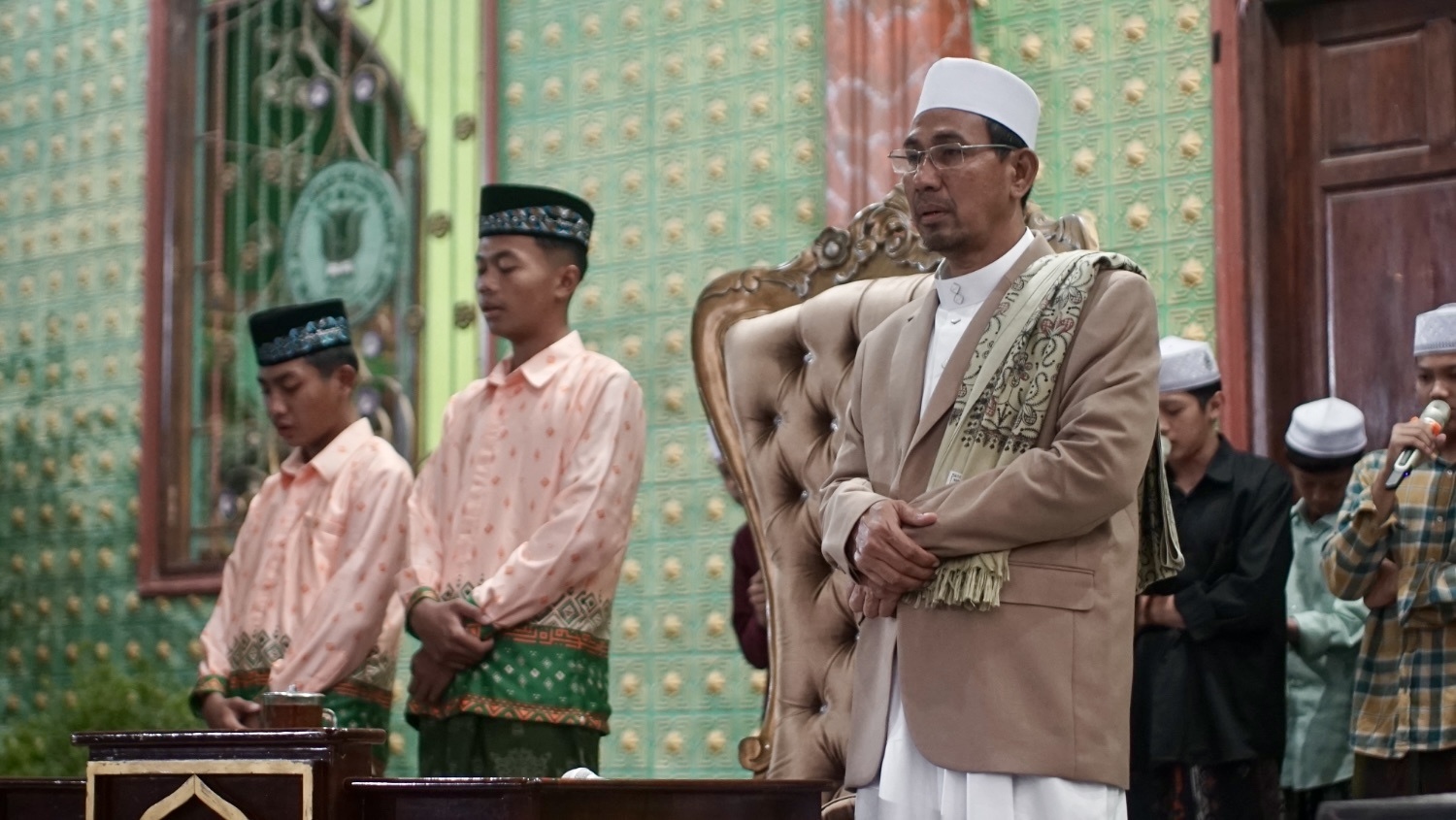 Prestasi Al-Qur’an Berbuah Umrah, Dua Santri Nurul Islam Dapat Apresiasi Pengasuh
