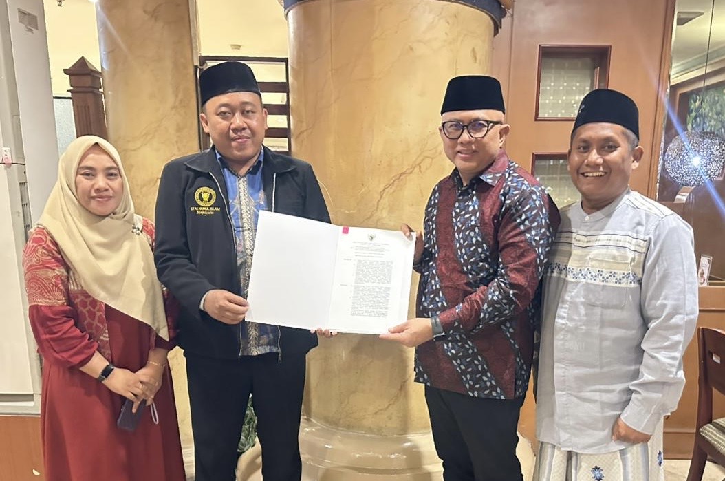 Kabar Bangga! Institut Nurul Islam Mojokerto Resmi Terima KMA Izin Operasional S2 PAI