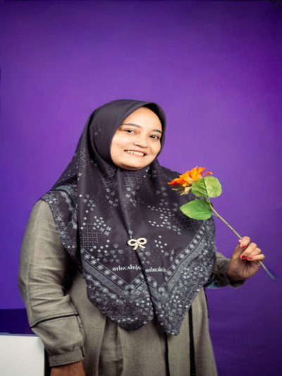 Indra Jayantie, S.Pd.